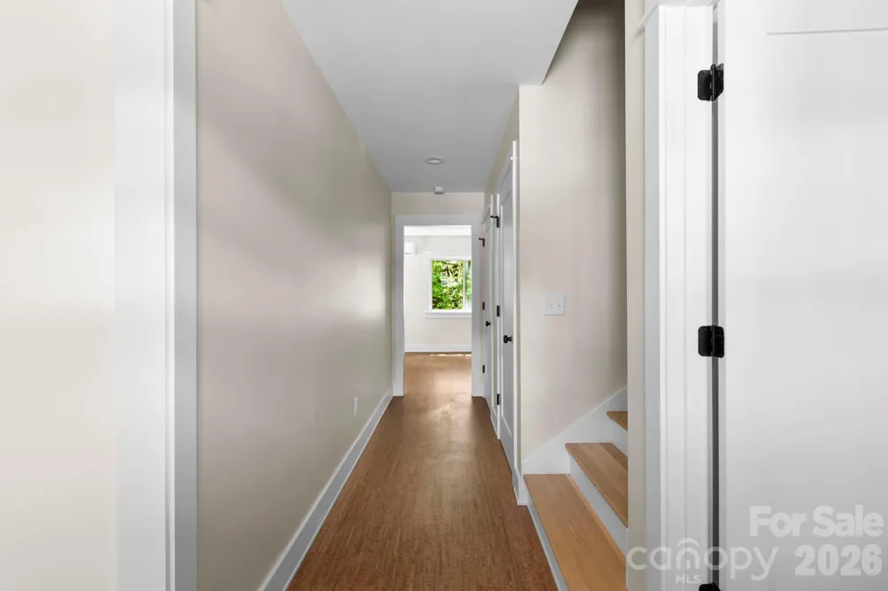 25 Fireside Drive Asheville, NC 28806