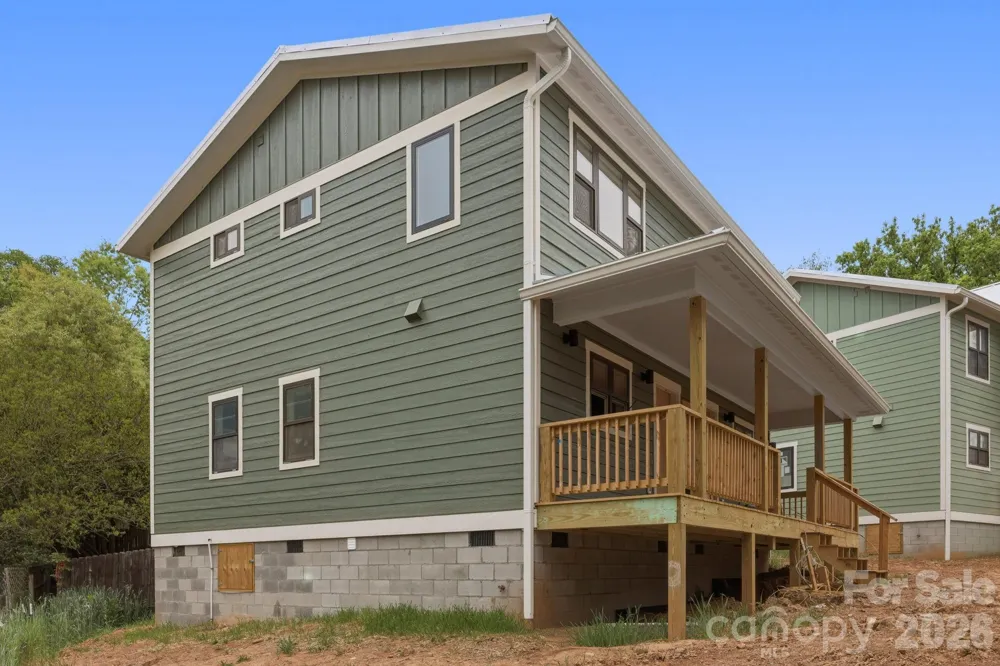 17 Fireside Drive Asheville, NC 28806