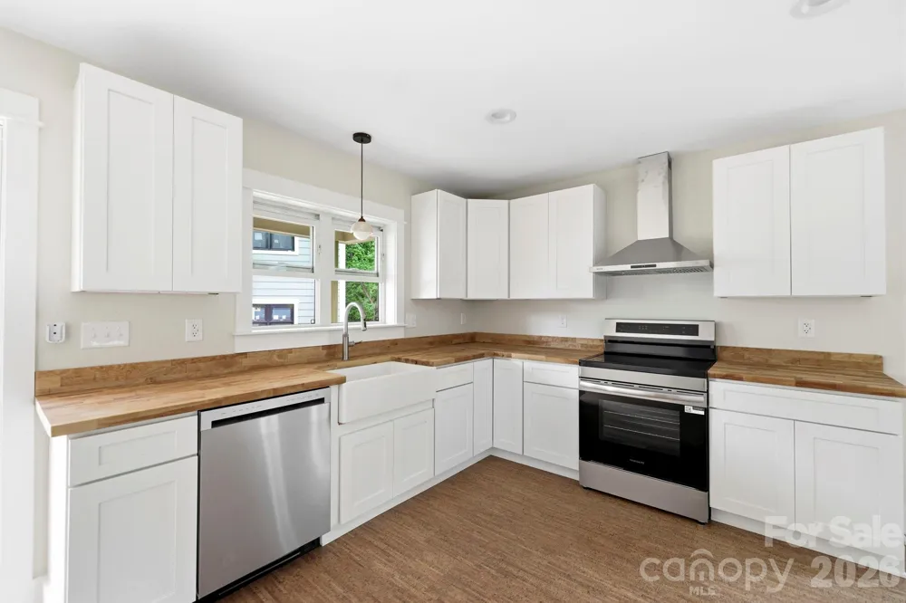 17 Fireside Drive Asheville, NC 28806