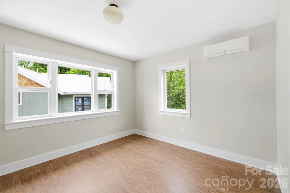 17 Fireside Drive Asheville, NC 28806