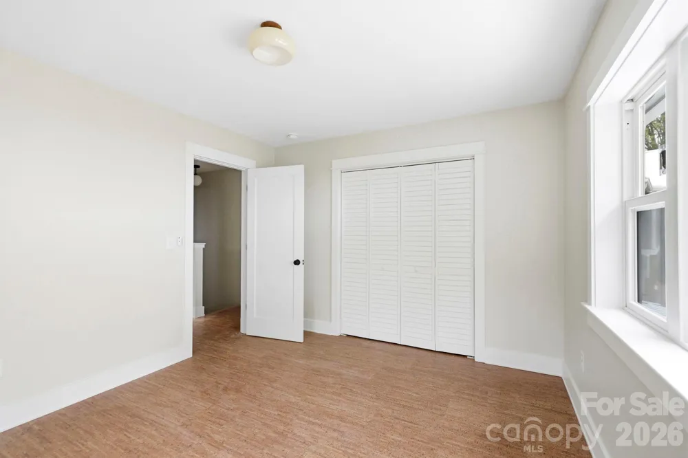 17 Fireside Drive Asheville, NC 28806
