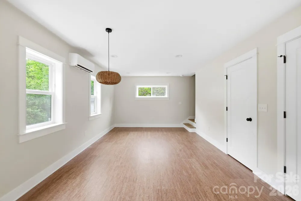 17 Fireside Drive Asheville, NC 28806