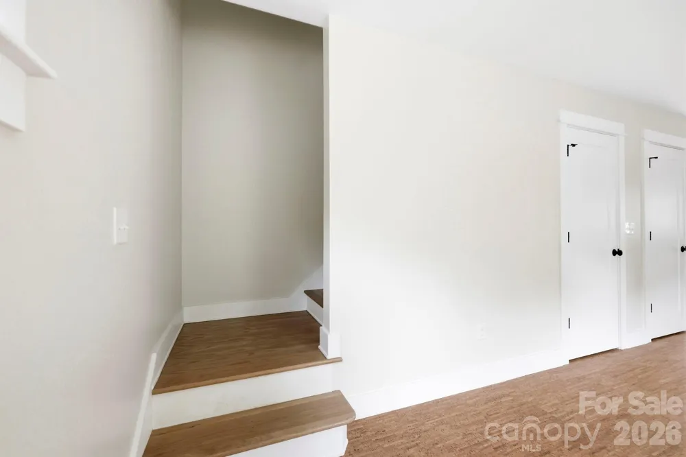 17 Fireside Drive Asheville, NC 28806