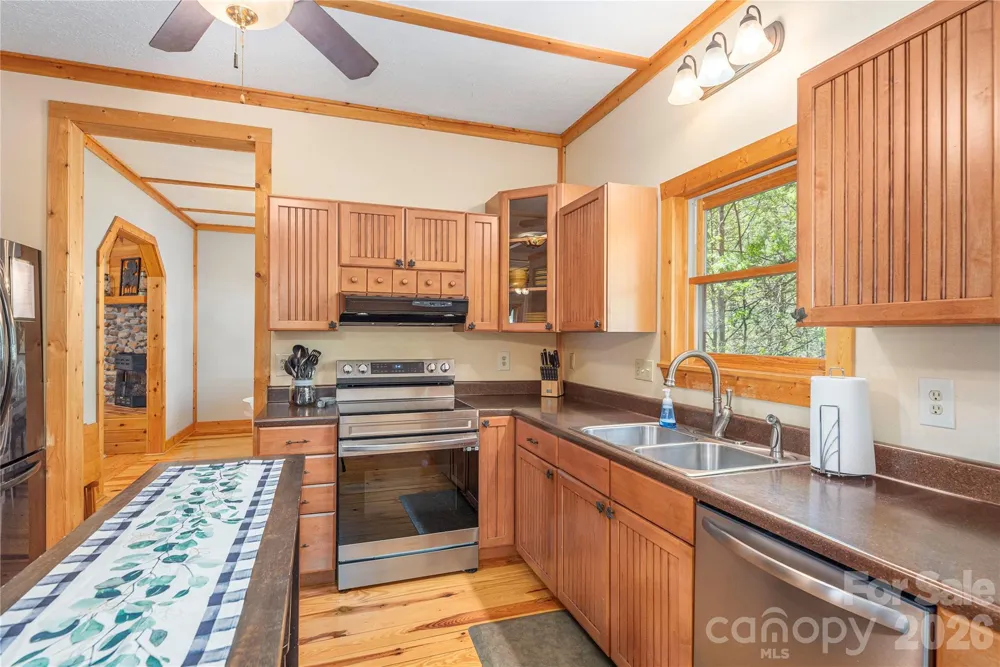 129 Valley Creek Drive Maggie Valley, NC 28751