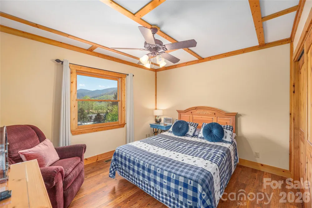 129 Valley Creek Drive Maggie Valley, NC 28751