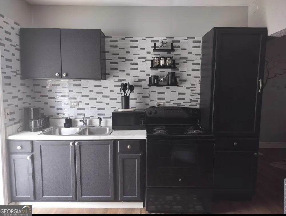 7567 Sugarcreek DR Riverdale, GA 30296