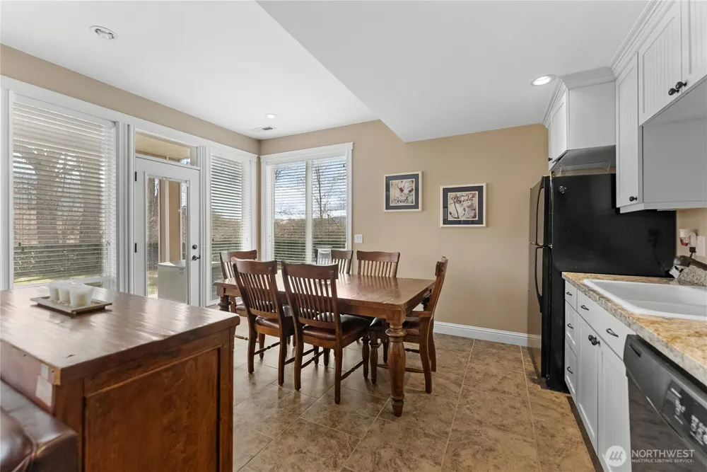 24 Sandalia Court Oroville, WA 98844