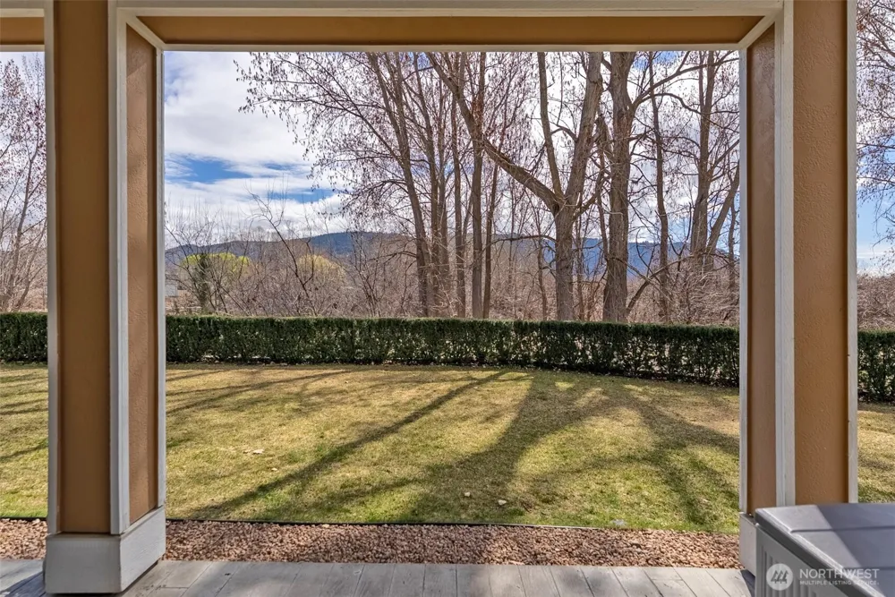 24 Sandalia Court Oroville, WA 98844