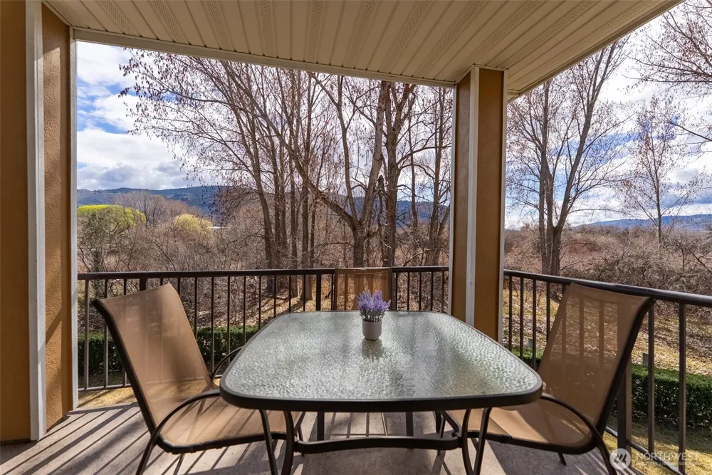 24 Sandalia Court Oroville, WA 98844