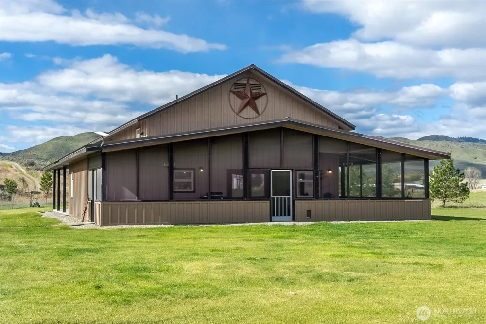 30 Horizon Dr Tonasket, WA 98855