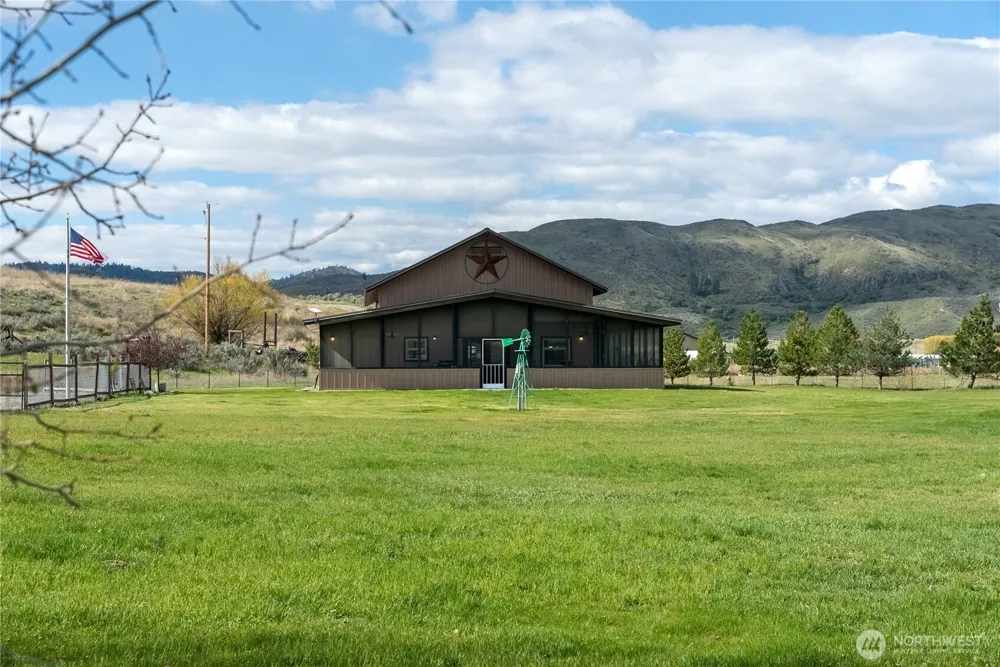 30 Horizon Dr Tonasket, WA 98855