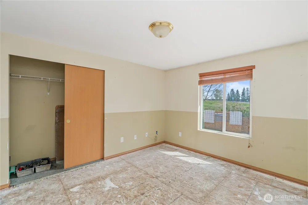 320 S 4th Street Elma, WA 98541