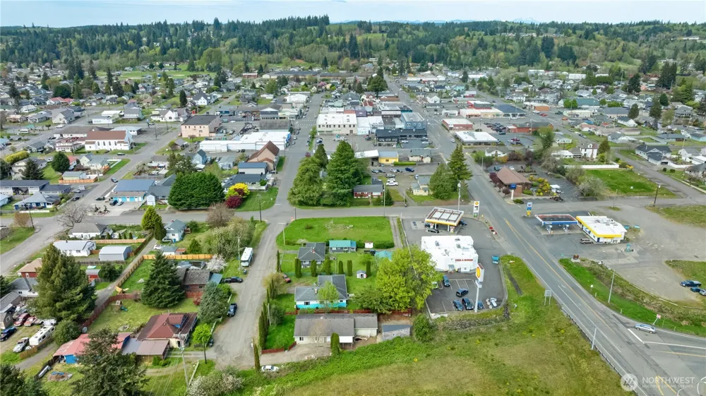 320 S 4th Street Elma, WA 98541
