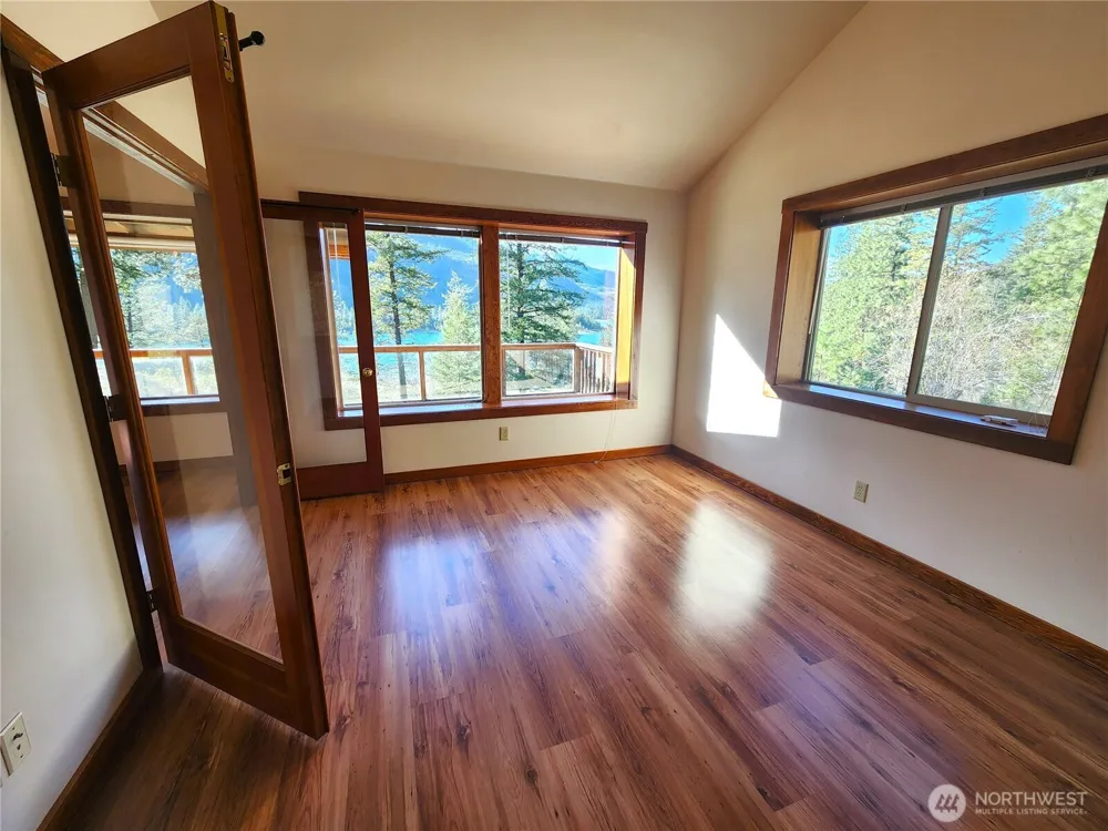 60 E Wannacut Lane Oroville, WA 98844
