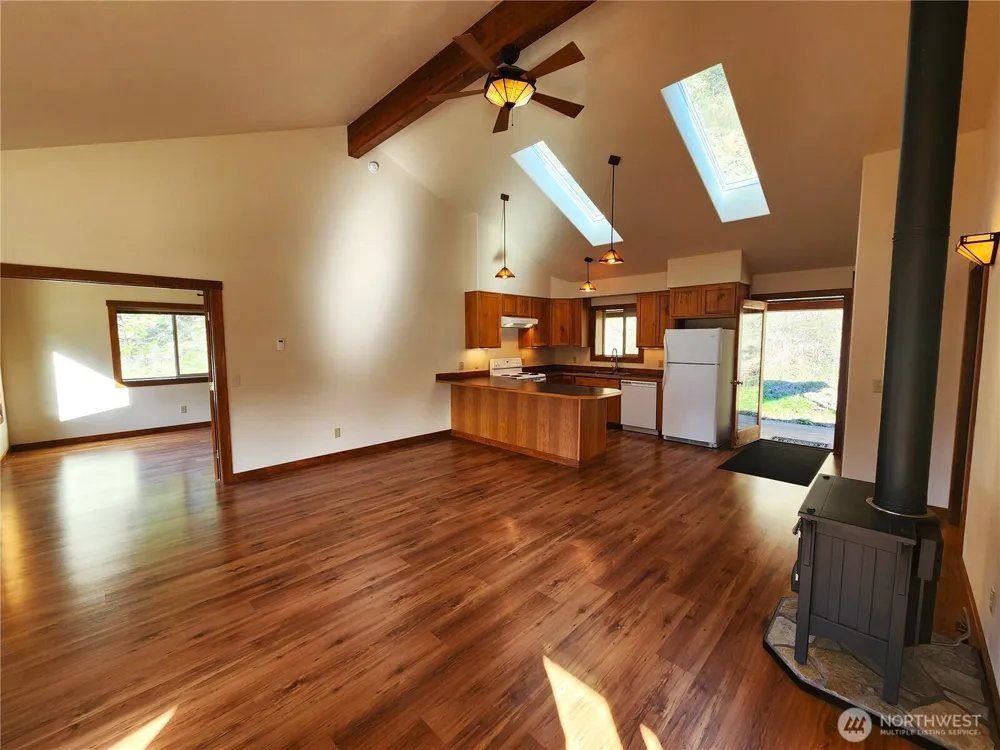 60 E Wannacut Lane Oroville, WA 98844