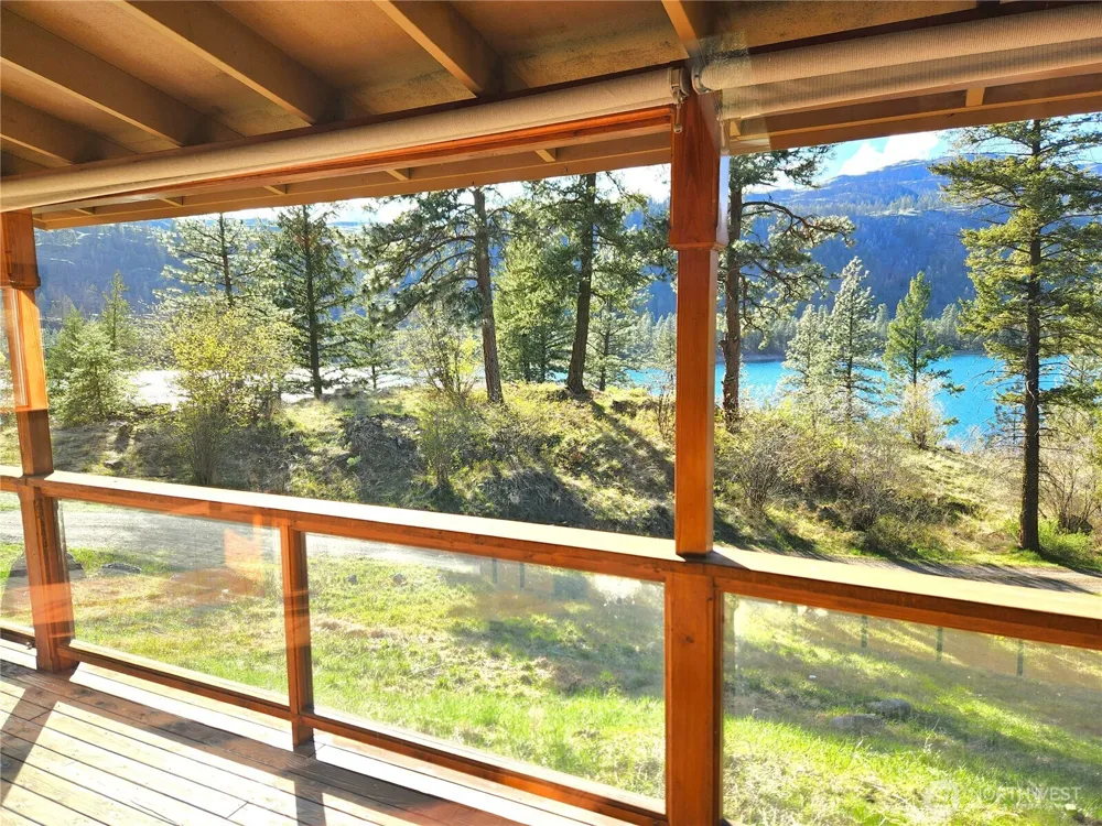 60 E Wannacut Lane Oroville, WA 98844