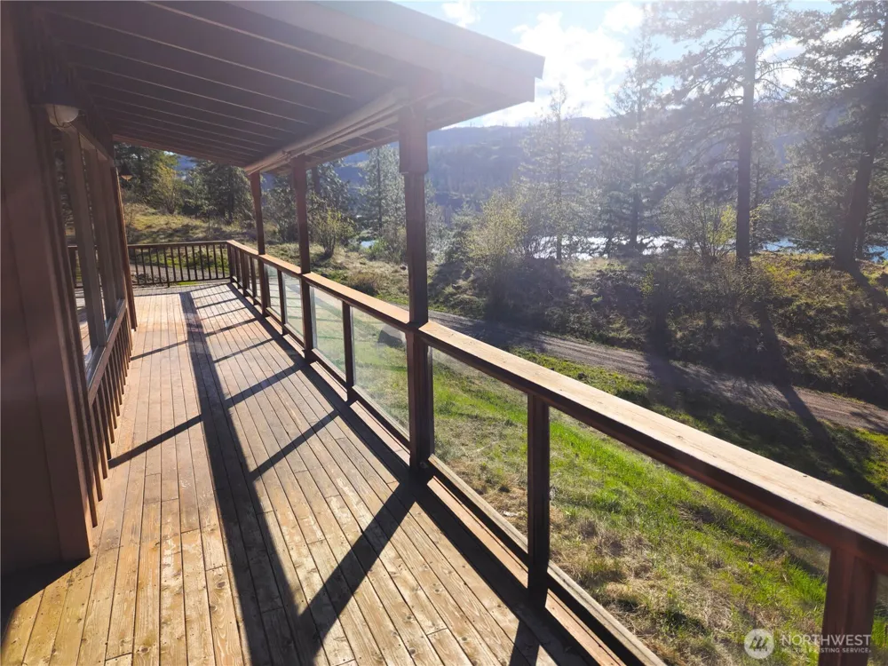 60 E Wannacut Lane Oroville, WA 98844