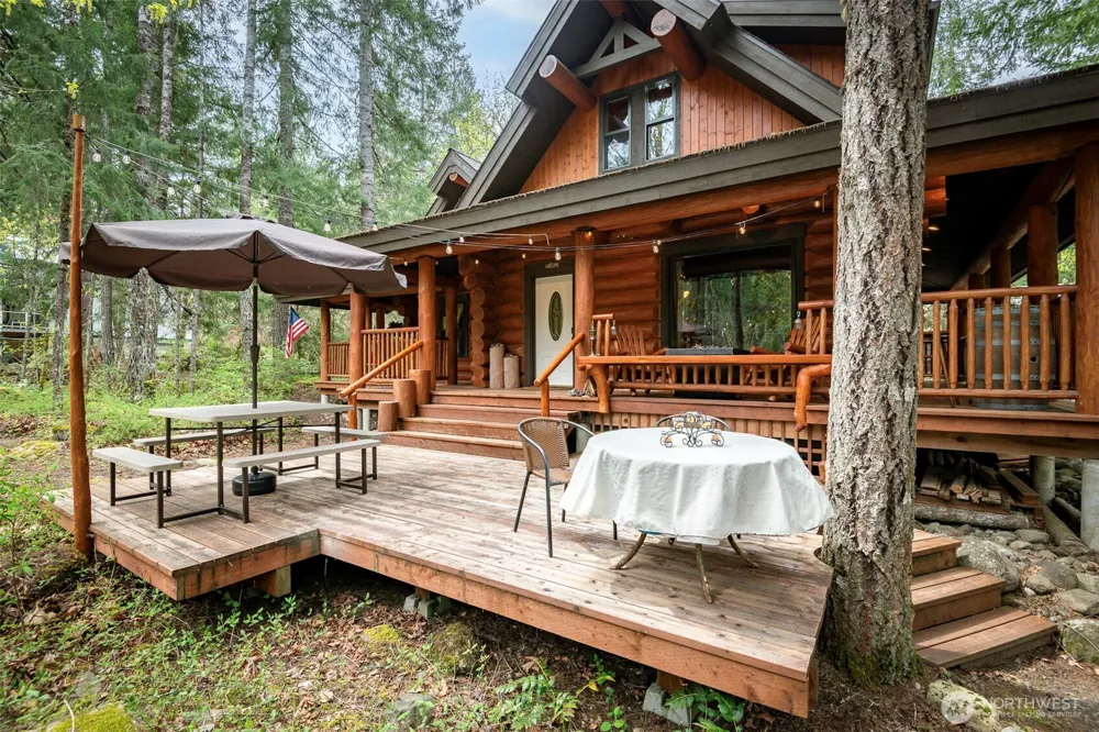 107 Goat Rocks Drive Packwood, WA 98361