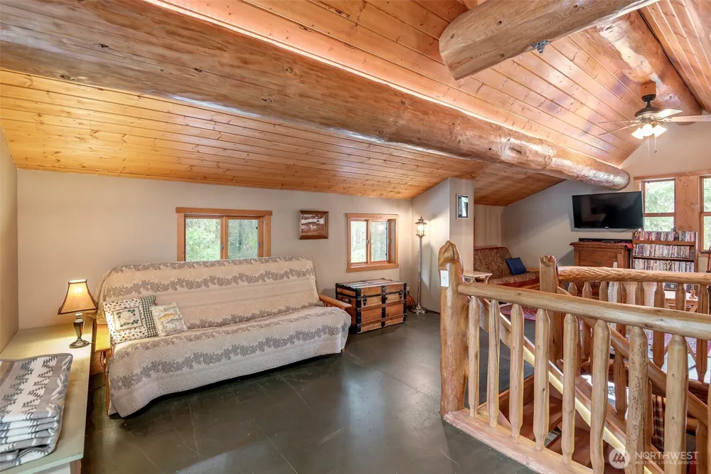 107 Goat Rocks Drive Packwood, WA 98361
