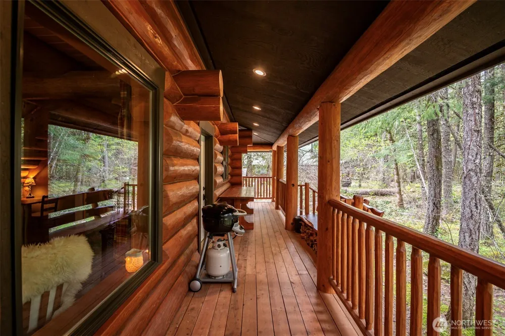107 Goat Rocks Drive Packwood, WA 98361