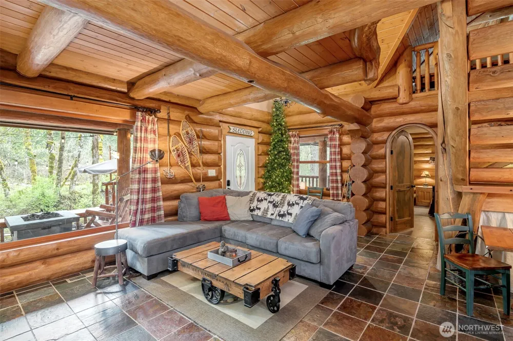 107 Goat Rocks Drive Packwood, WA 98361