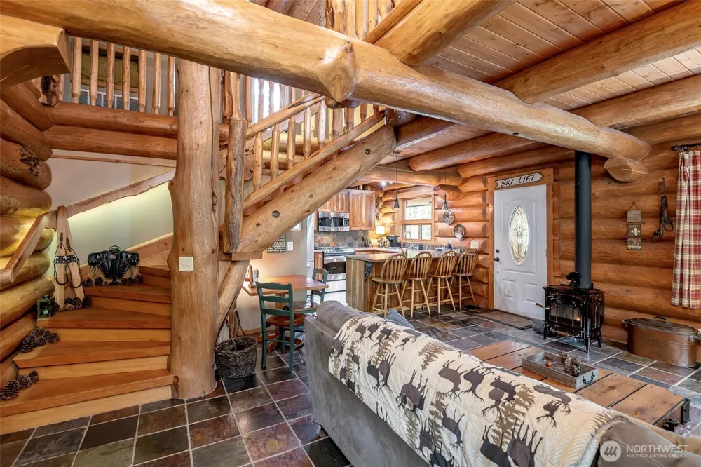 107 Goat Rocks Drive Packwood, WA 98361