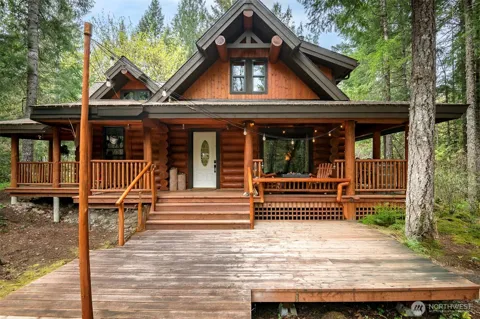 107 Goat Rocks Drive