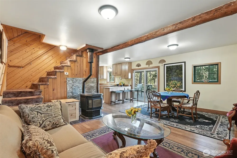 3725 Vineyard Way Kettle Falls, WA 99141
