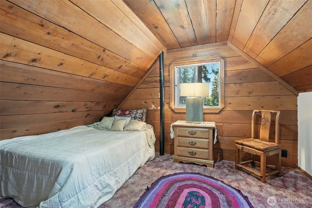 3725 Vineyard Way Kettle Falls, WA 99141