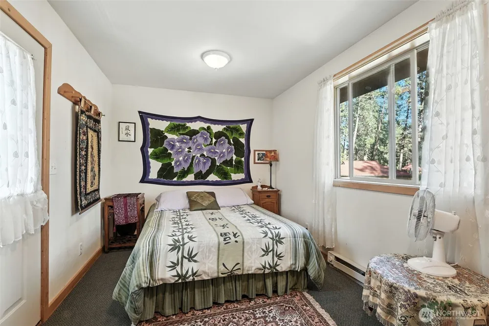 3725 Vineyard Way Kettle Falls, WA 99141