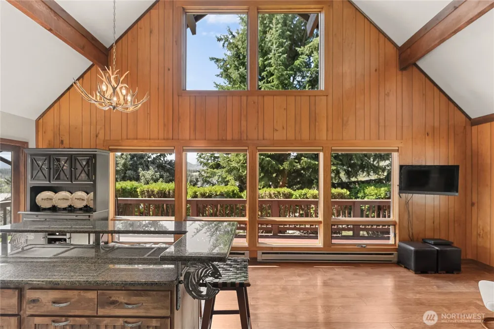 417 Perry Street Winthrop, WA 98862