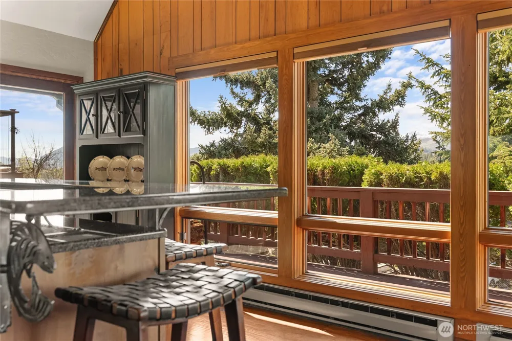 417 Perry Street Winthrop, WA 98862