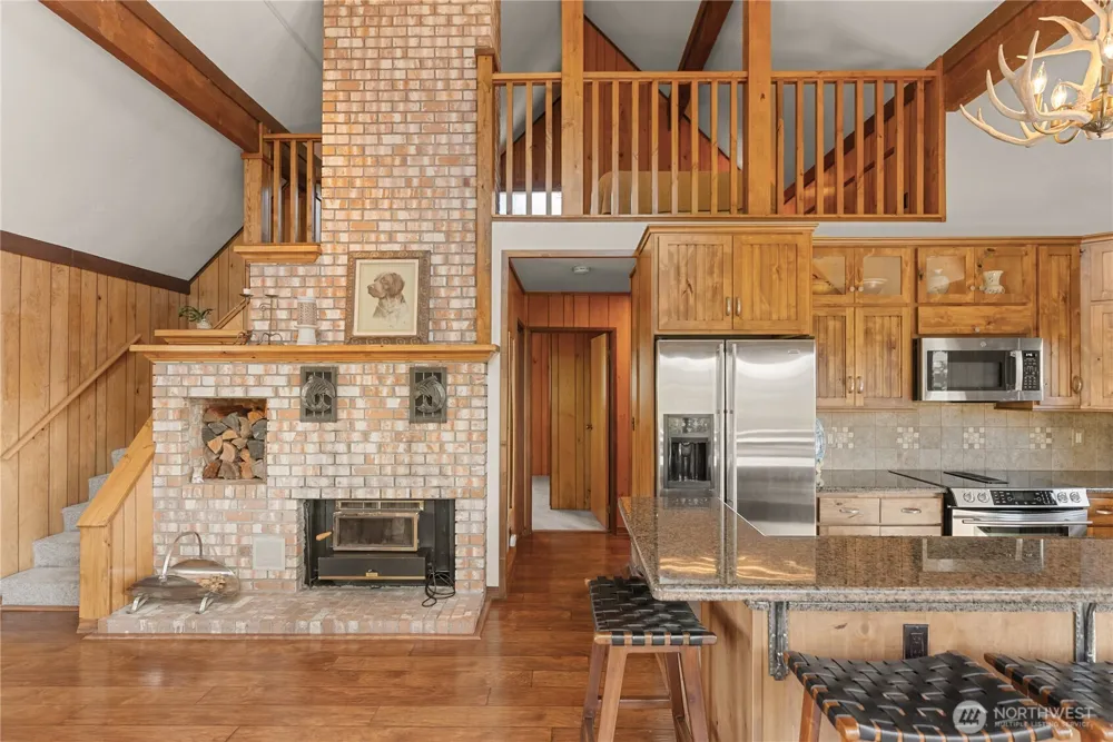 417 Perry Street Winthrop, WA 98862