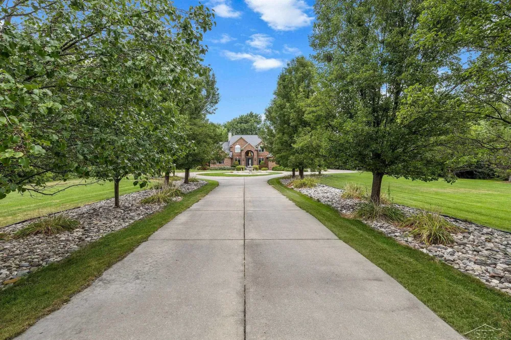 1238 W Center Road Hampton Charter Township, MI 48732