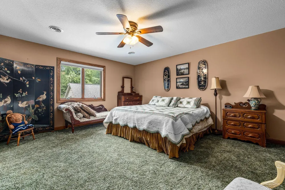 1238 W Center Road Hampton Charter Township, MI 48732