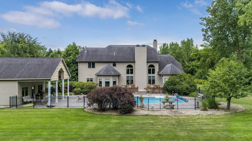 1238 W Center Road Hampton Charter Township, MI 48732