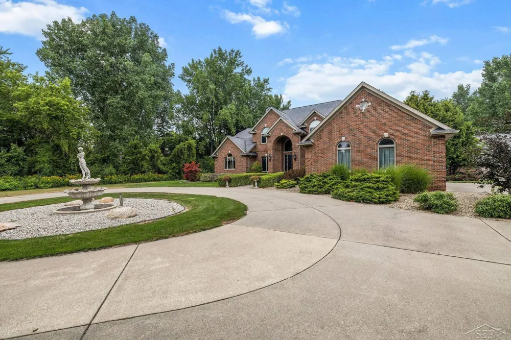 1238 W Center Road Hampton Charter Township, MI 48732
