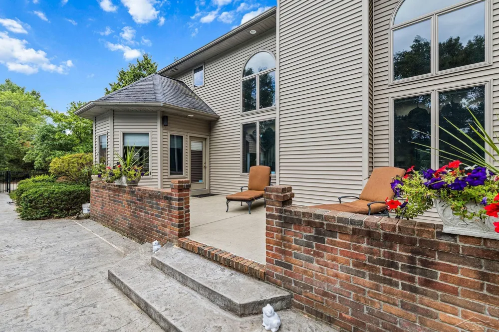 1238 W Center Road Hampton Charter Township, MI 48732
