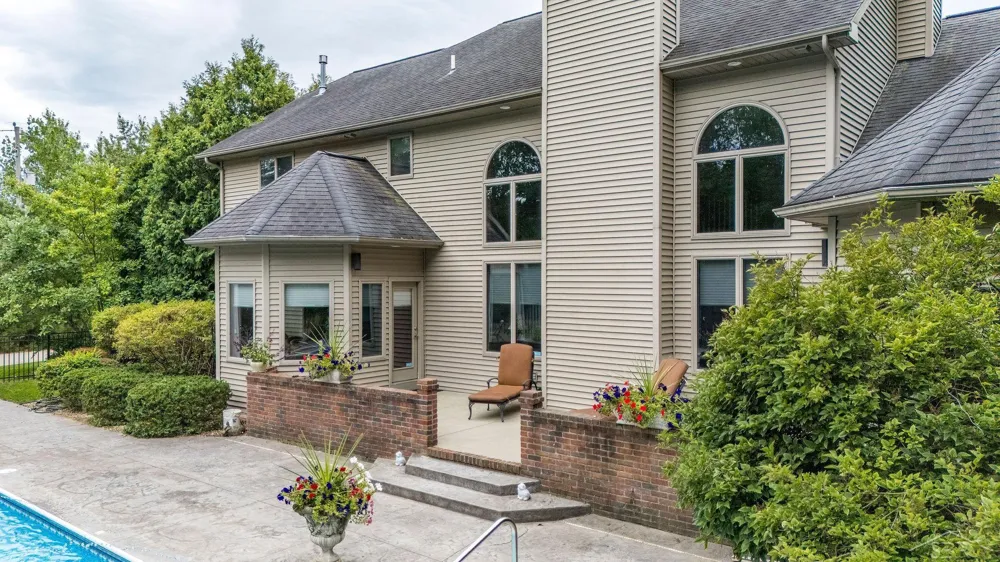 1238 W Center Road Hampton Charter Township, MI 48732