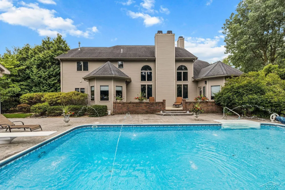 1238 W Center Road Hampton Charter Township, MI 48732