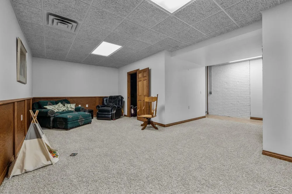 1238 W Center Road Hampton Charter Township, MI 48732