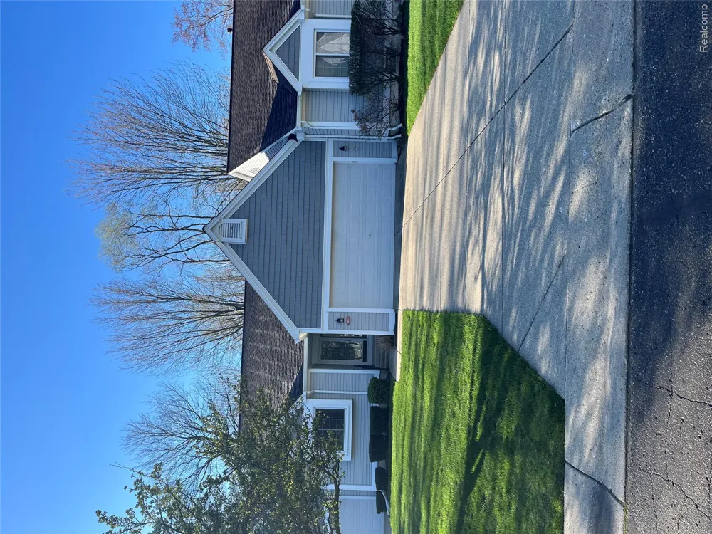 6768 Tanglewood Waterford Charter Township, MI 48327