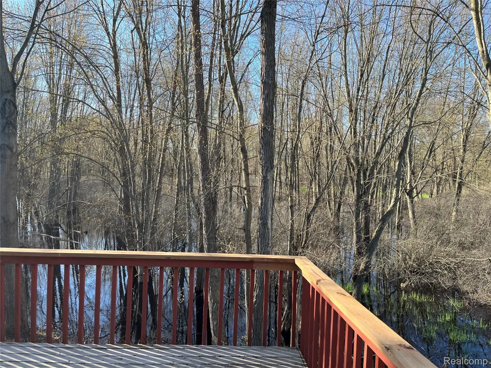 6768 Tanglewood Waterford Charter Township, MI 48327