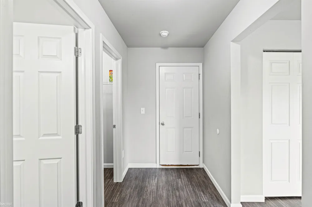3005 Oxford Lane Flushing Charter Township, MI 48433