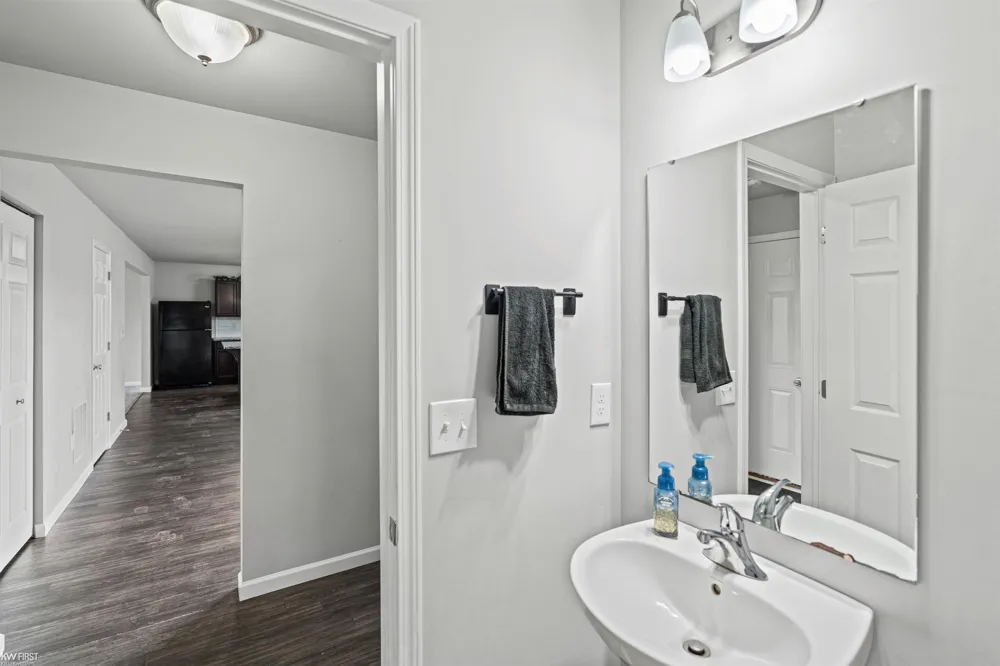 3005 Oxford Lane Flushing Charter Township, MI 48433