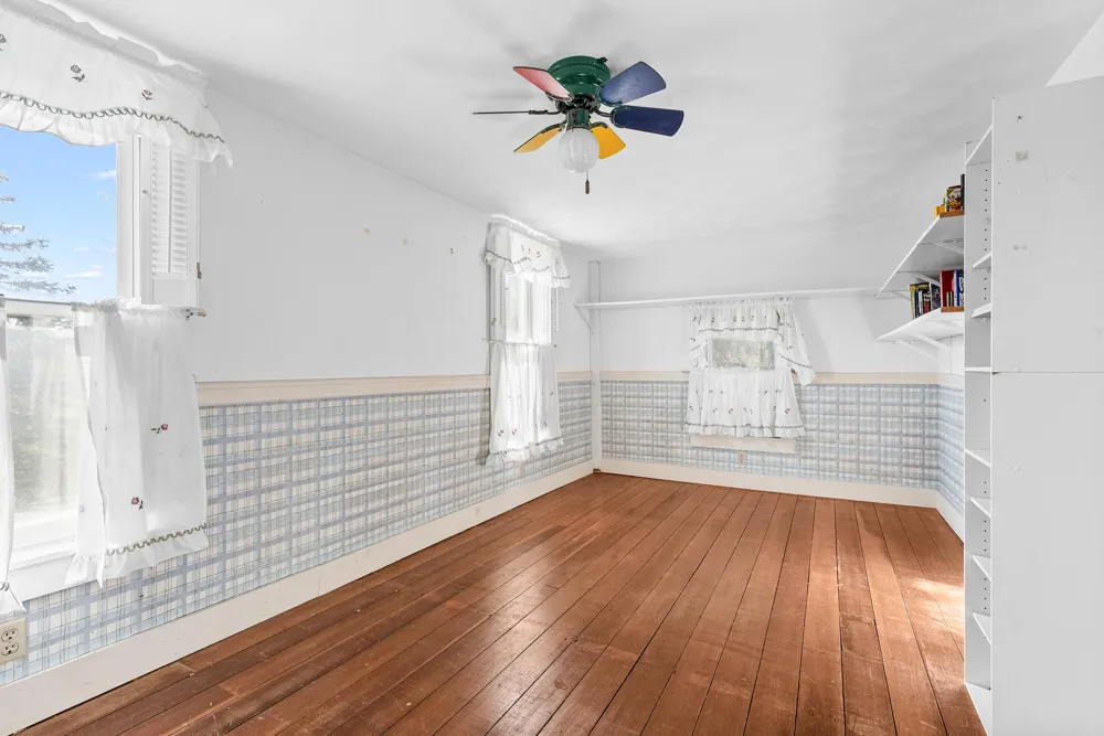 58380 County Road 365 Lawrence Township, MI 49064
