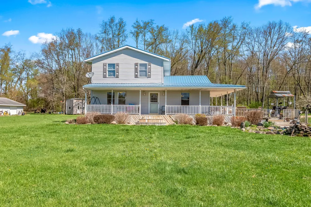 320 Jonesville Road Jonesville City, MI 49250