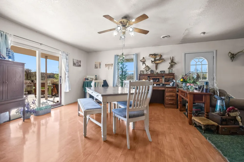 320 Jonesville Road Jonesville City, MI 49250