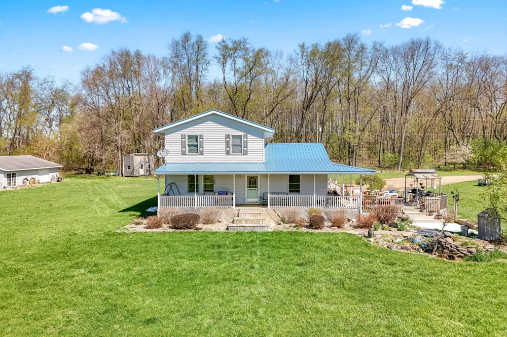 320 Jonesville Road Jonesville City, MI 49250