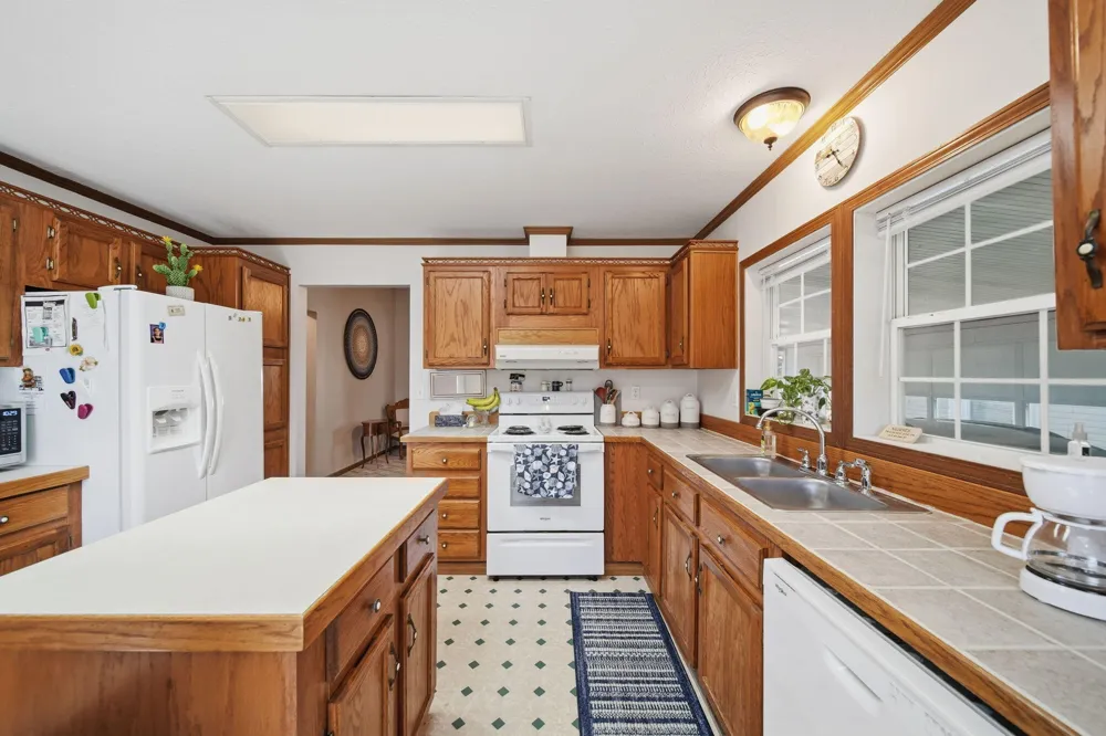 448 Raisin River Drive Adrian City, MI 49221